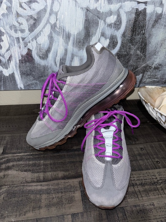 Nike Shoes - Nike Air Max 95 Dynamic Flywire Womens SZ 10